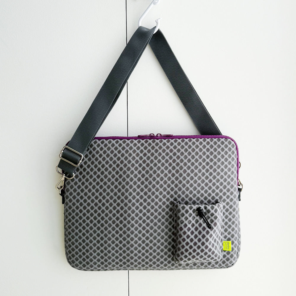 Notebook Pouch Bag _ 15 inch